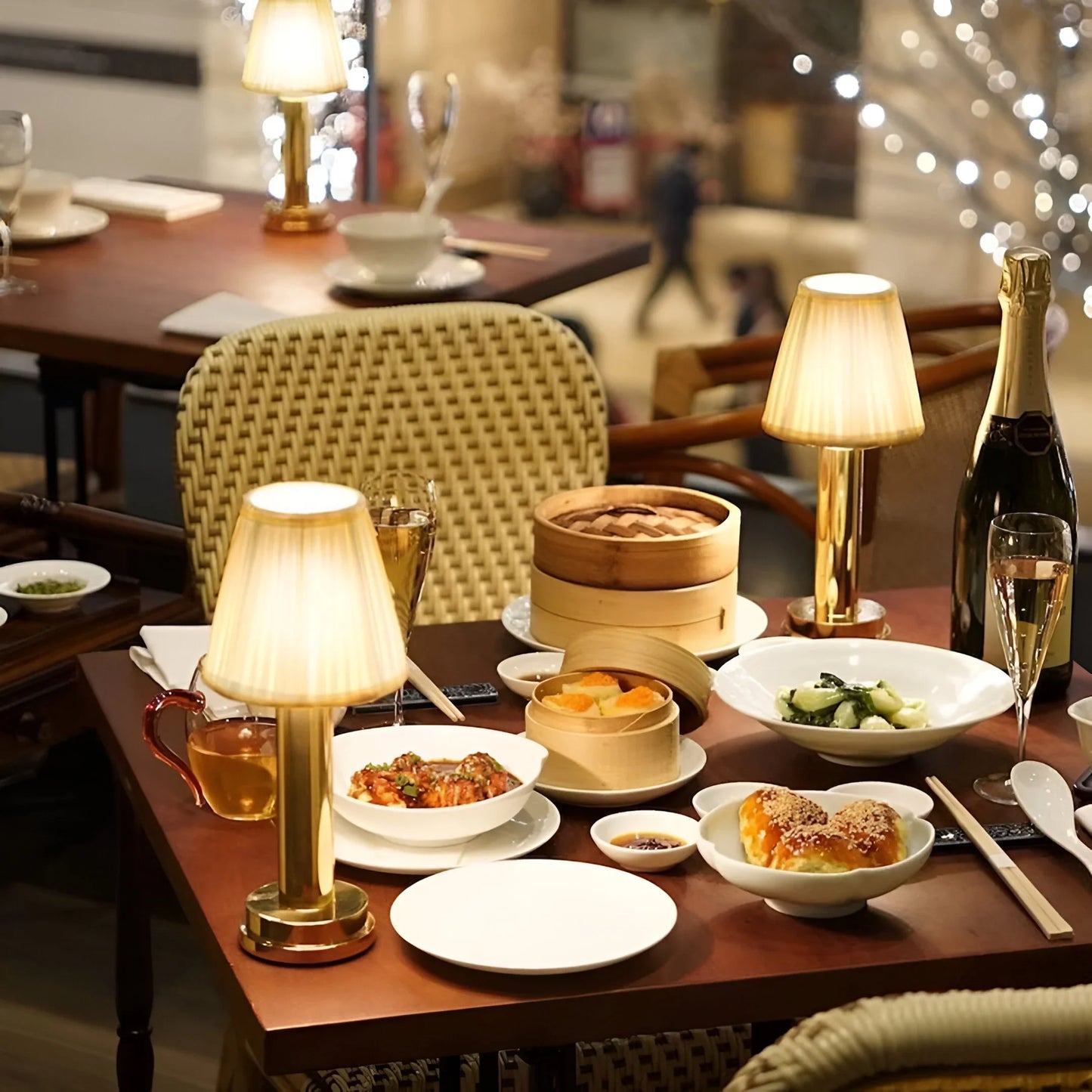 CozyGlow – Wireless Silk Table Lamp