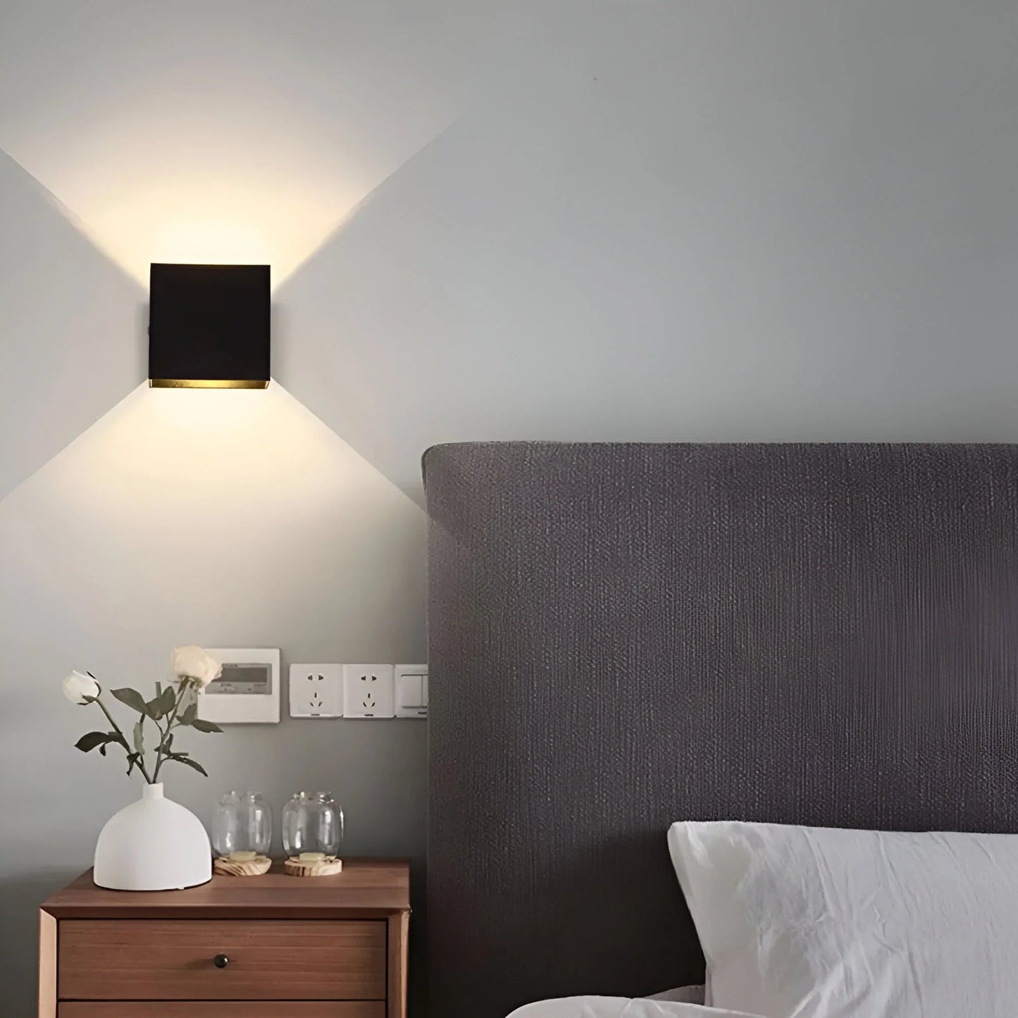 LumiCube – Minimalist Cube Wall Light 1
