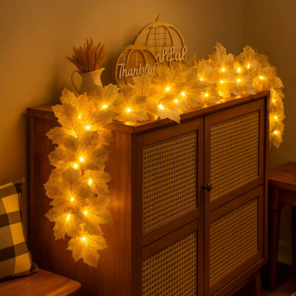 Aurelia – Maple Magic Garland Lights