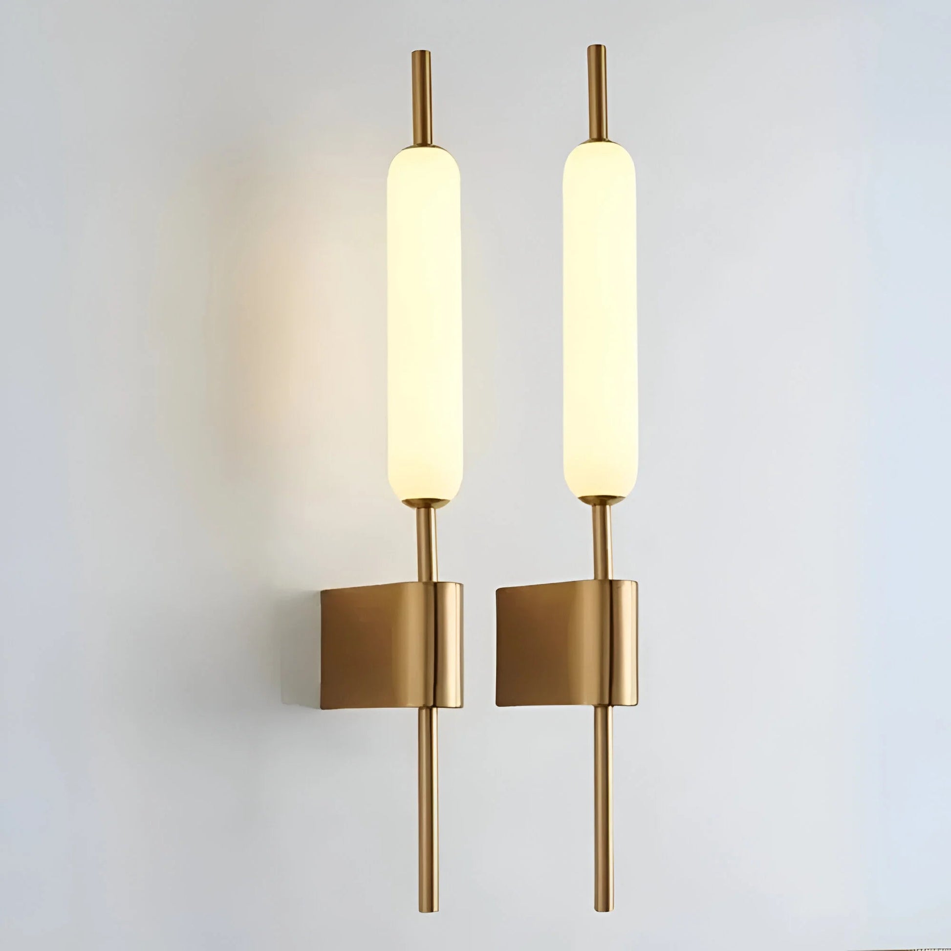 HelenaGlow – Gold LED Wall Light 3